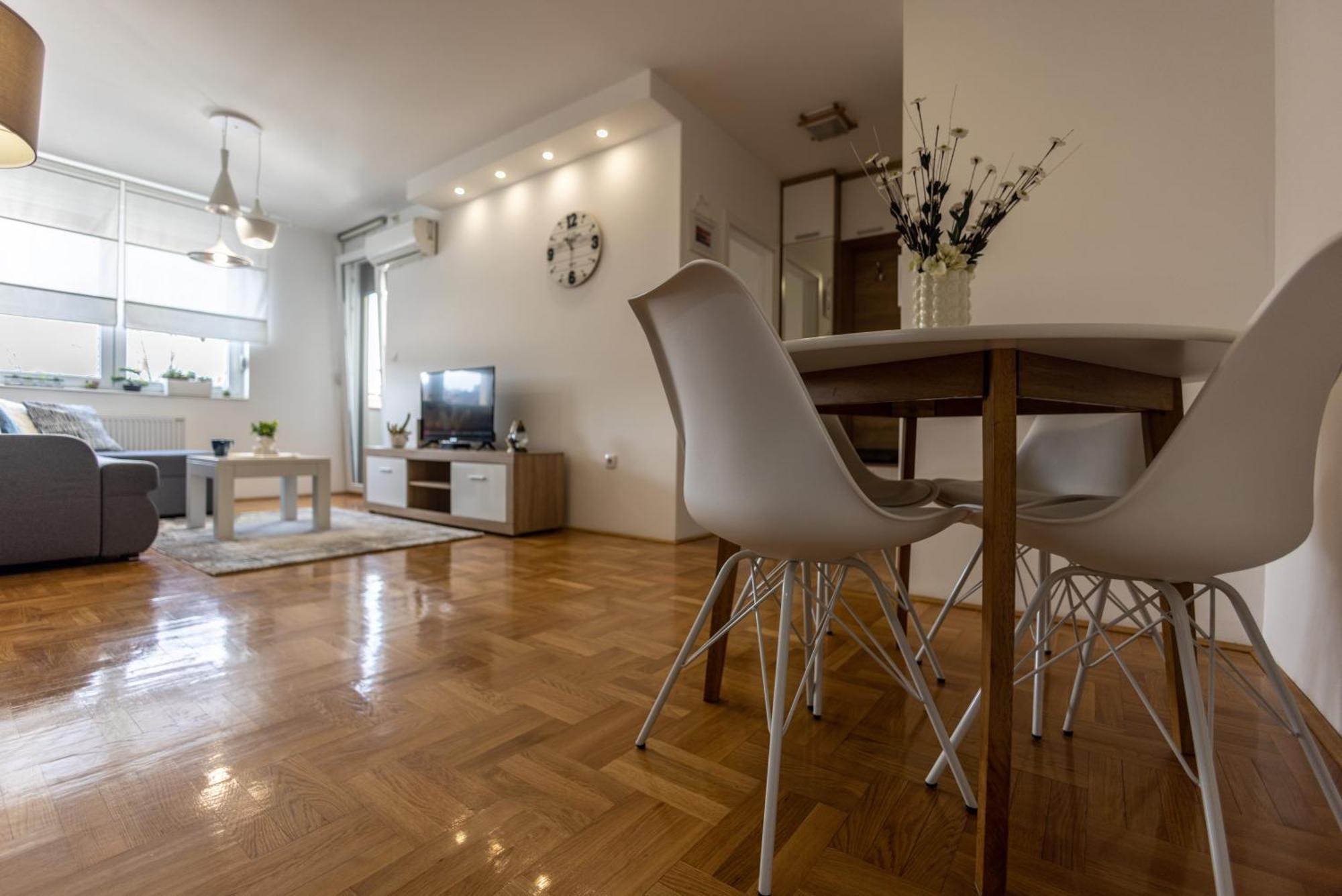 Apartmani Hemera Valjevo Kültér fotó